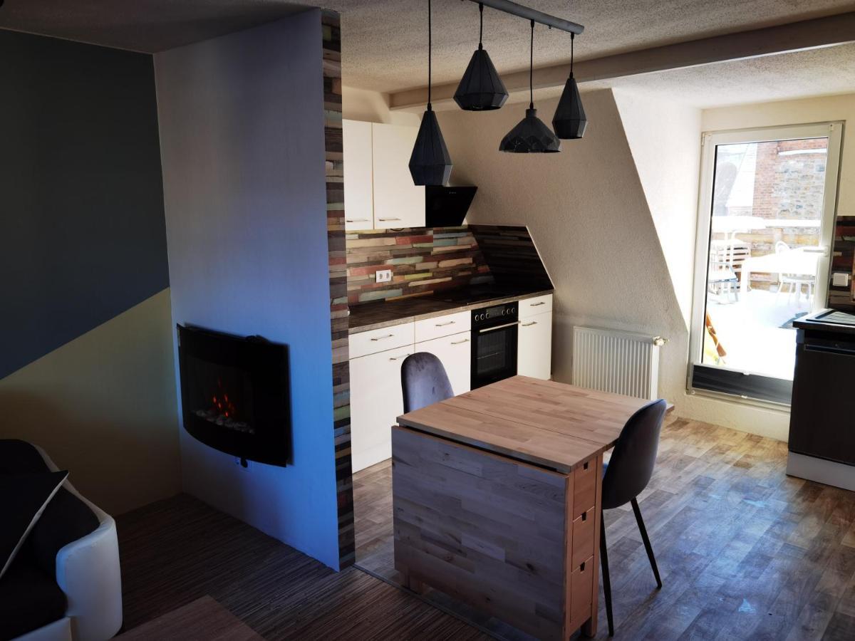 Gemuetliche Dachwohnung Mit Kleiner Oder Grosser Dachterrasse Nebeneinander Wolmirstedt Екстериор снимка