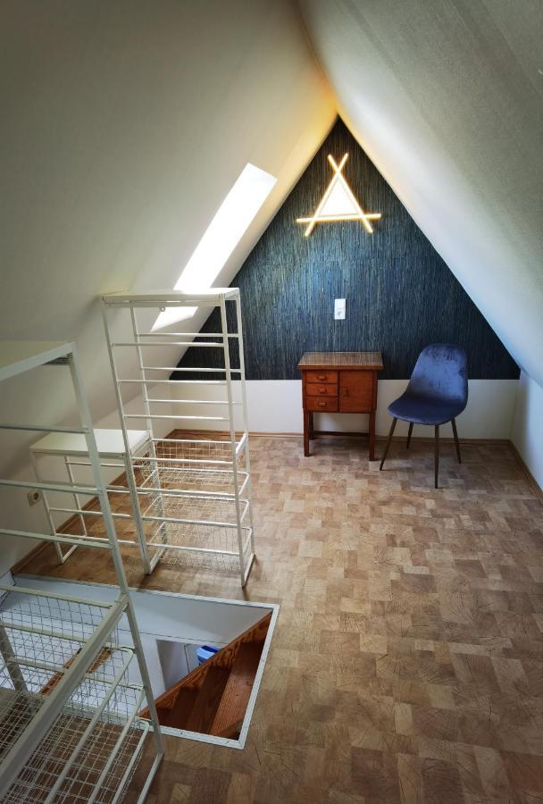 Gemuetliche Dachwohnung Mit Kleiner Oder Grosser Dachterrasse Nebeneinander Wolmirstedt Екстериор снимка