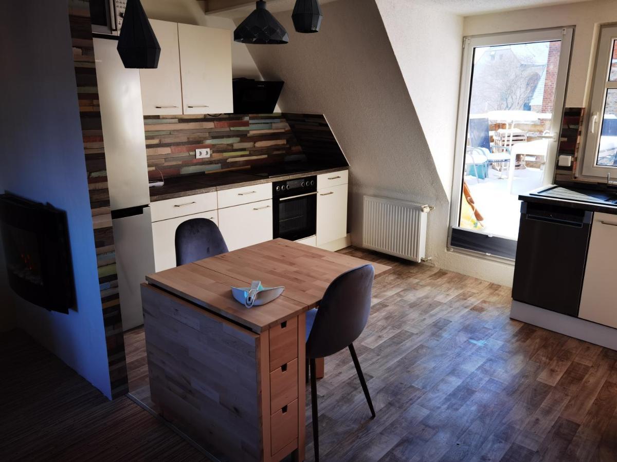 Gemuetliche Dachwohnung Mit Kleiner Oder Grosser Dachterrasse Nebeneinander Wolmirstedt Екстериор снимка