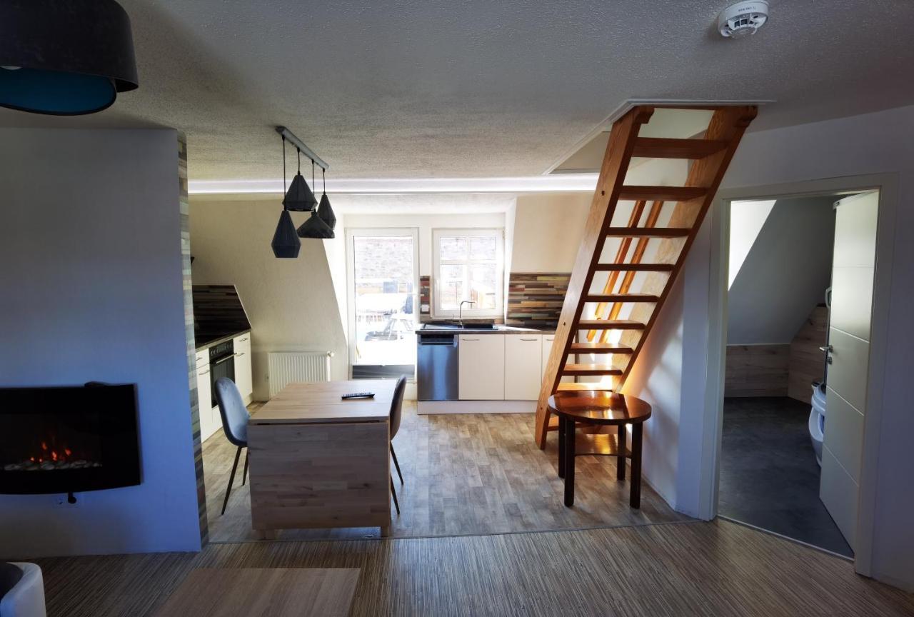 Gemuetliche Dachwohnung Mit Kleiner Oder Grosser Dachterrasse Nebeneinander Wolmirstedt Екстериор снимка