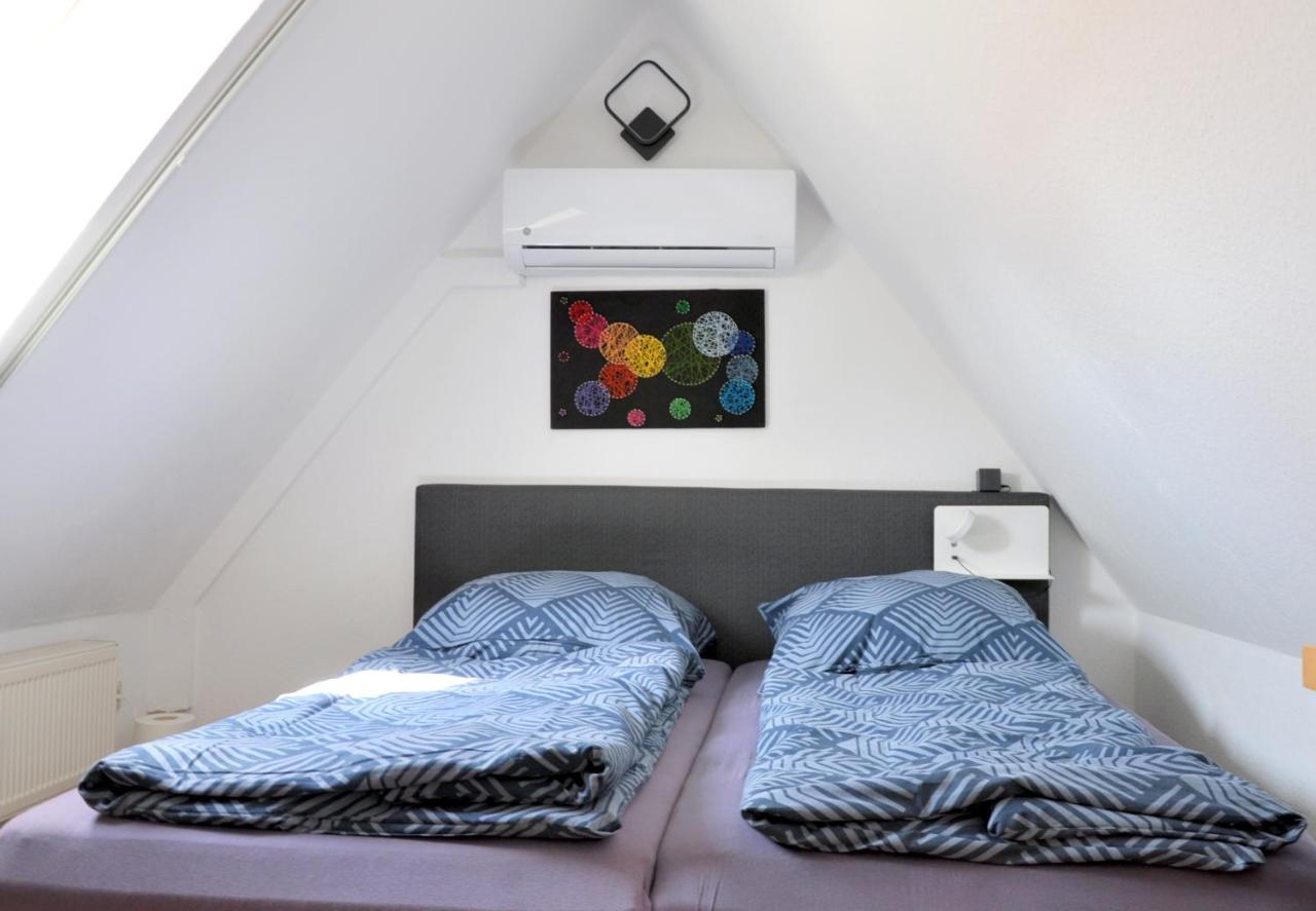 Gemuetliche Dachwohnung Mit Kleiner Oder Grosser Dachterrasse Nebeneinander Wolmirstedt Екстериор снимка