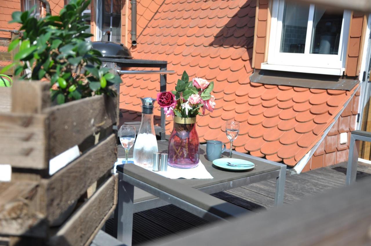 Gemuetliche Dachwohnung Mit Kleiner Oder Grosser Dachterrasse Nebeneinander Wolmirstedt Екстериор снимка